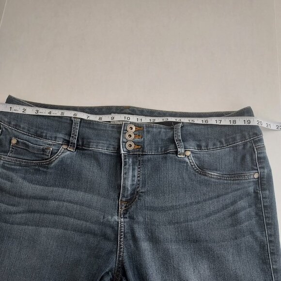 Torrid Size 20T High Rise Denim Jeggings - Picture 6 of 10